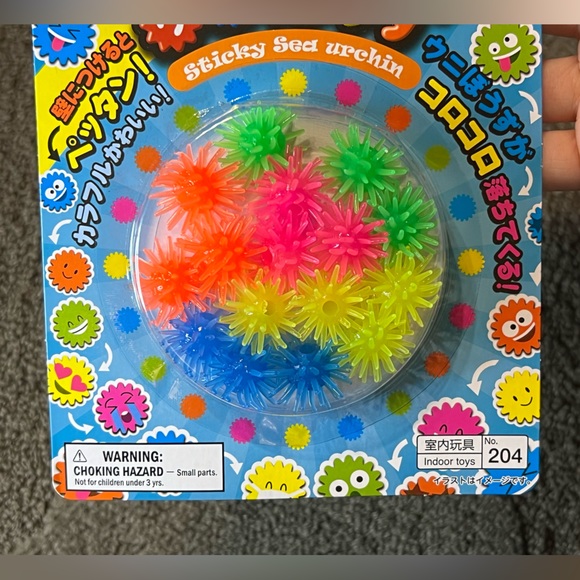Daiso Japan Sticky Sea Urchin Toy Bright Neon Colors Funny Wall Crawler Novelty - Picture 4 of 8
